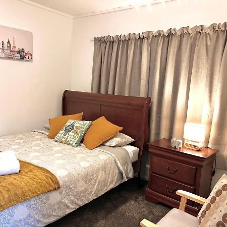 Adorable 2 Bedroom Unit Walk To Town Rotorua Exterior photo